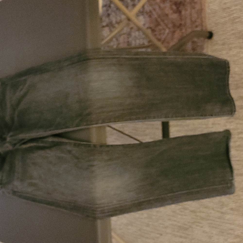 Jeans - Picture 4 of 4